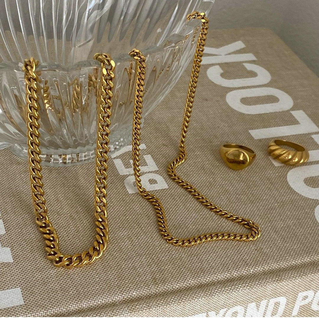 18K Gold Vintage Simple Cuban Chain Design Versatile Necklace - Camili Bel Creations Gift Shop